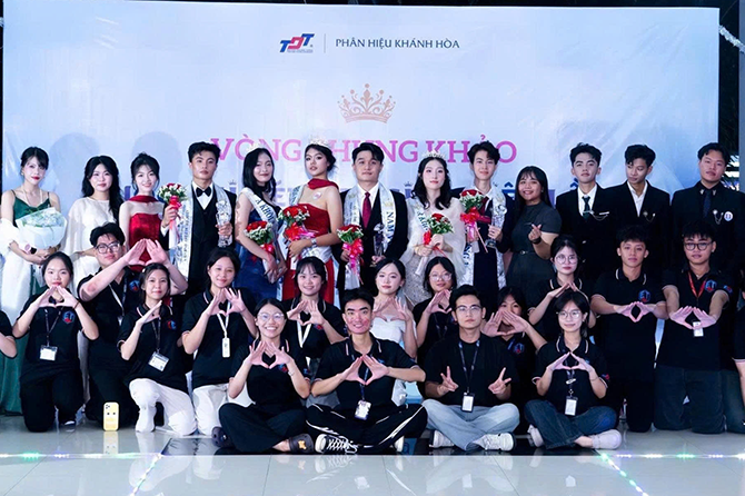 Đội C&E (Đội Hỗ trợ và Sự kiện)